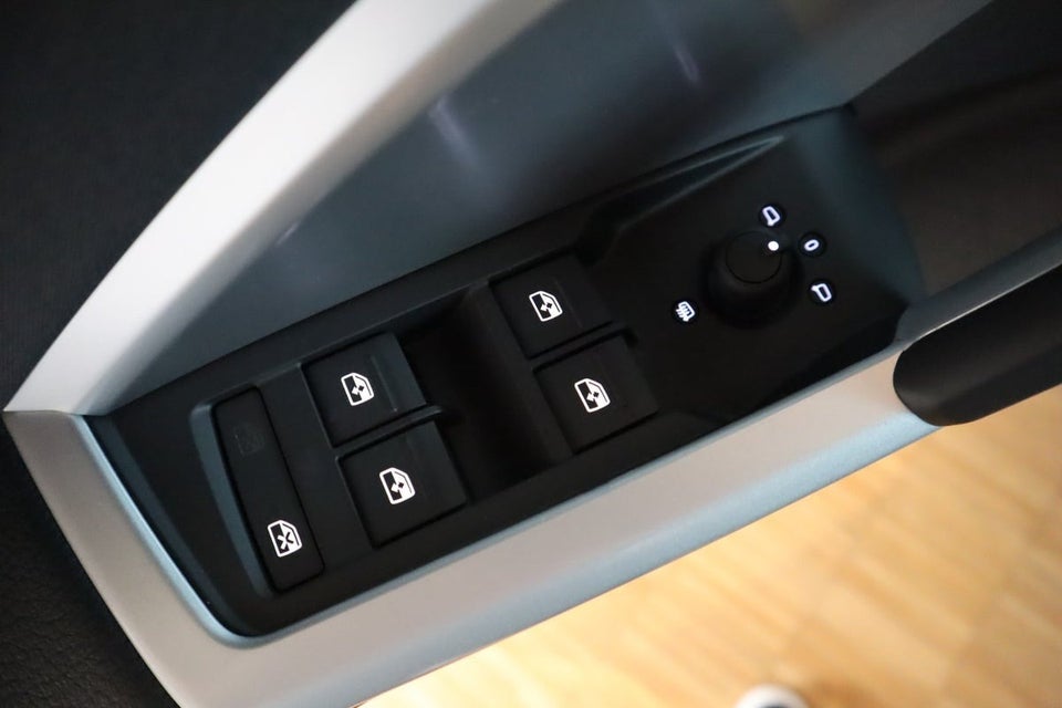 Audi Q3 35 TFSi Advanced Prestige S-tr. 5d