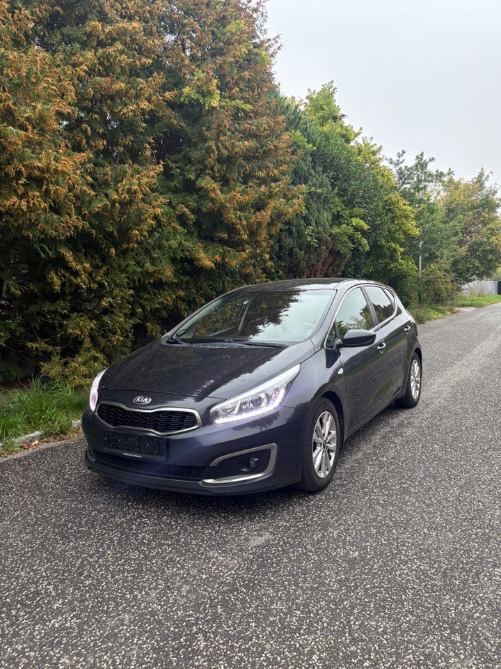 Kia Ceed 1,4 CVVT Style+ Clim 5d