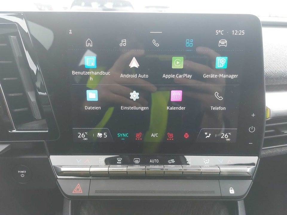 Renault Megane E-Tech 40 Equilibre 5d