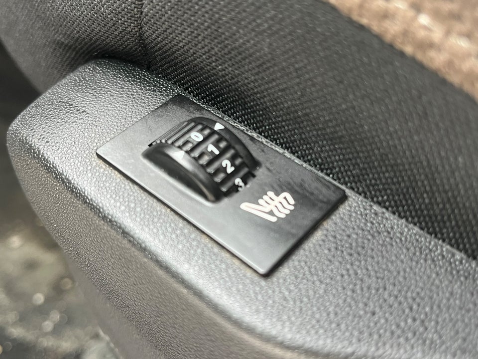 Citroën C4 Cactus 1,2 PureTech 82 Shine ETG 5d