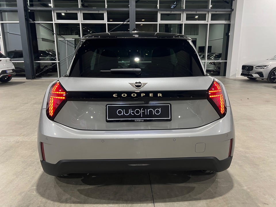 MINI Cooper E Classic Trim S 3d