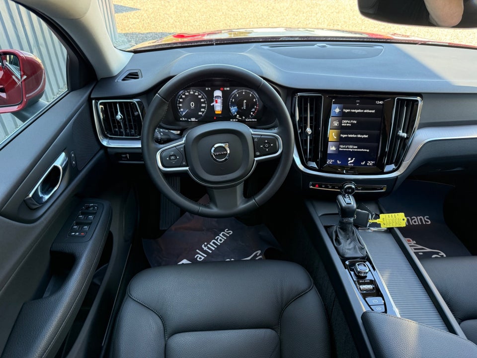 Volvo V60 2,0 T4 190 Momentum aut. 5d