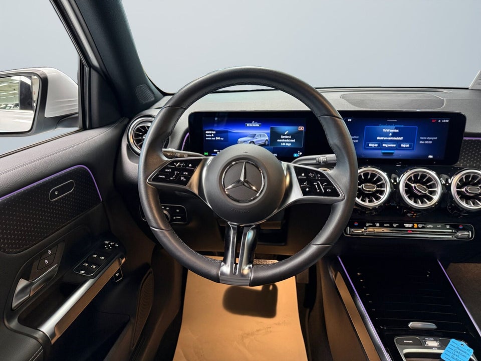 Mercedes EQB300 Progressive 4Matic 5d