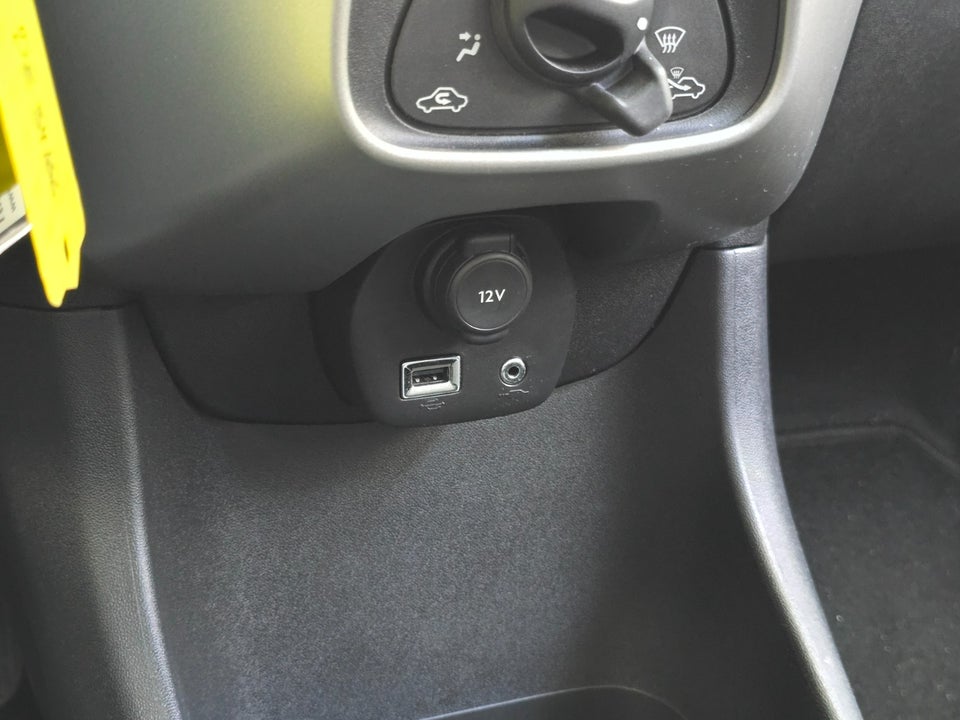 Peugeot 108 1,0 VTi 69 Active ESG 5d