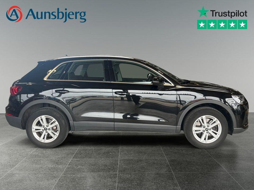 Audi Q3 45 TFSi e Attitude plus S-tr. 5d