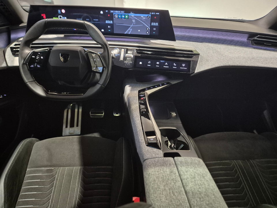 Peugeot e-5008 77 GT Pack 7prs 5d
