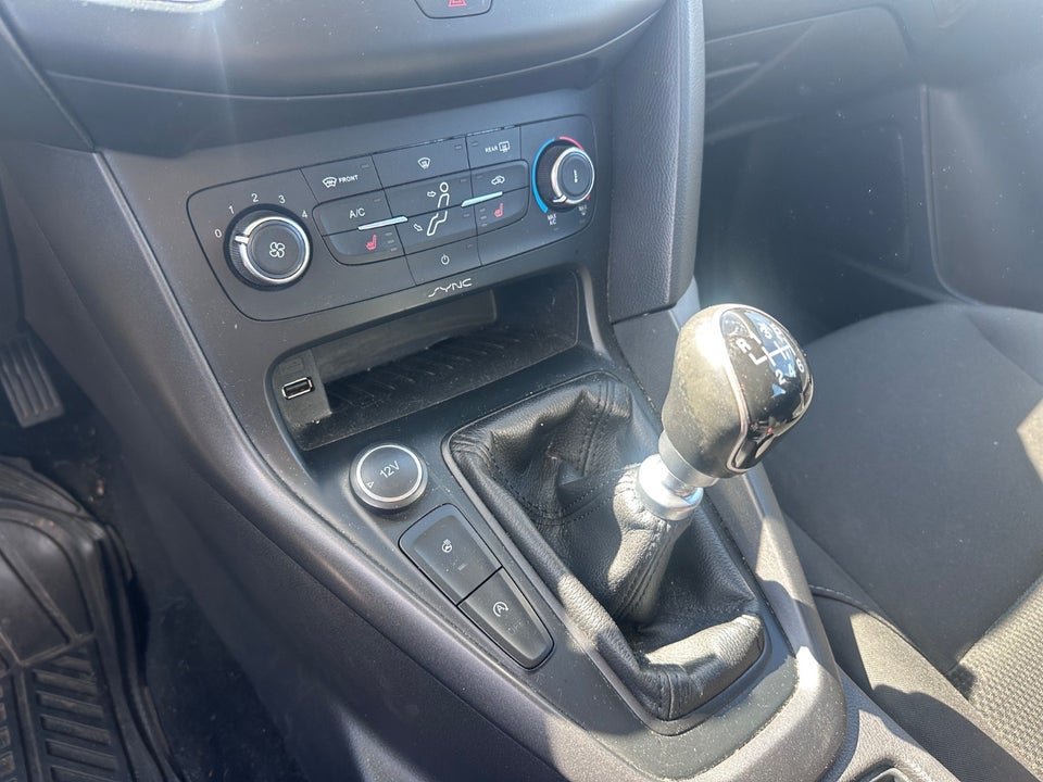 Ford Focus 1,0 SCTi 125 Business stc. 5d