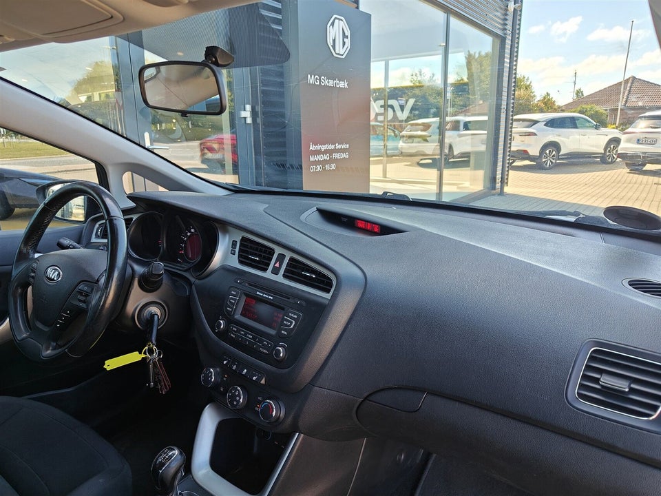 Kia Ceed 1,4 CVVT Style 5d