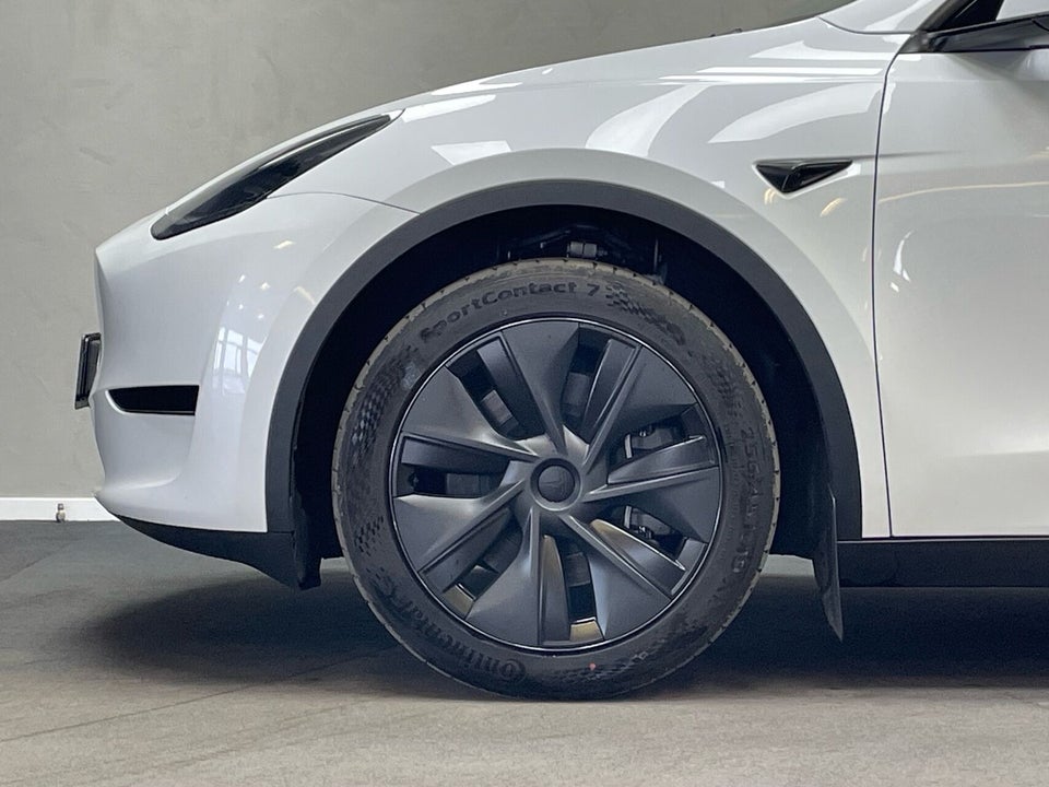 Tesla Model Y Long Range RWD 5d