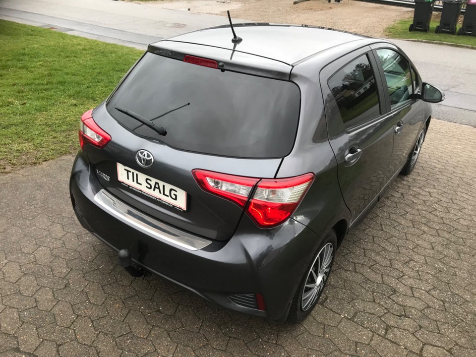 Toyota Yaris 1,0 VVT-i T2 Premium 5d