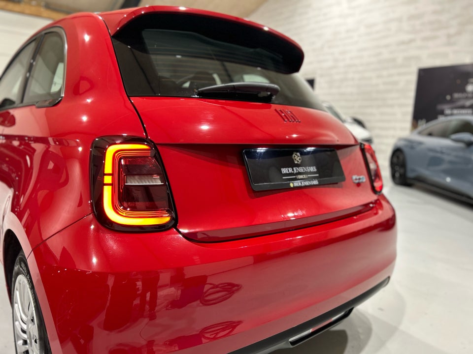 Fiat 500e 42 (RED) 3d