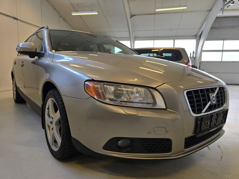 Volvo V70 2,0 Momentum 5d