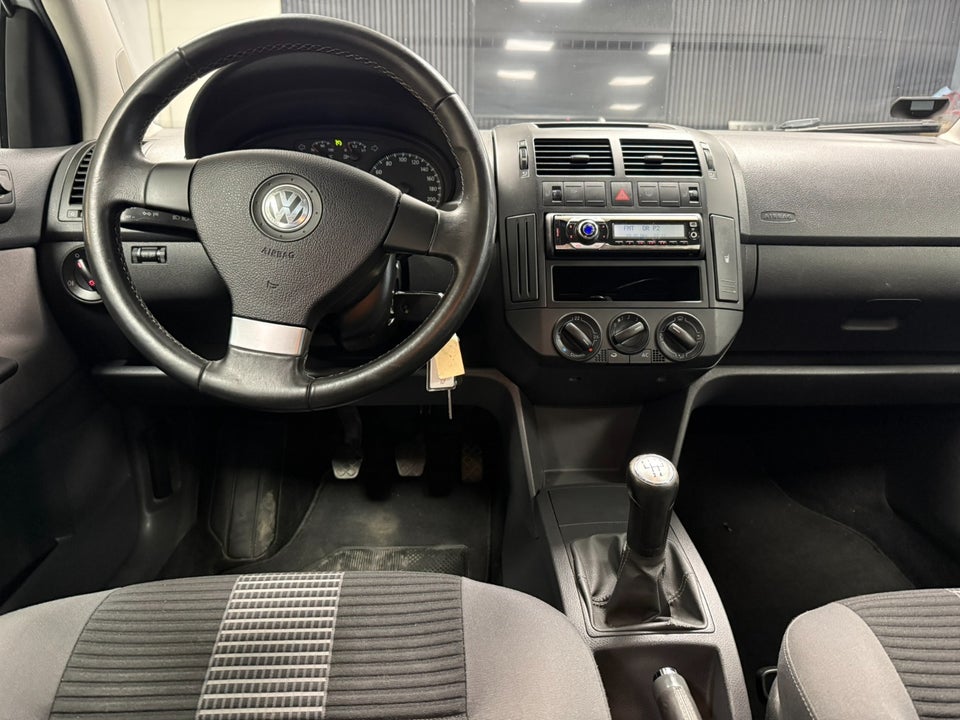 VW Polo 1,4 16V 5d
