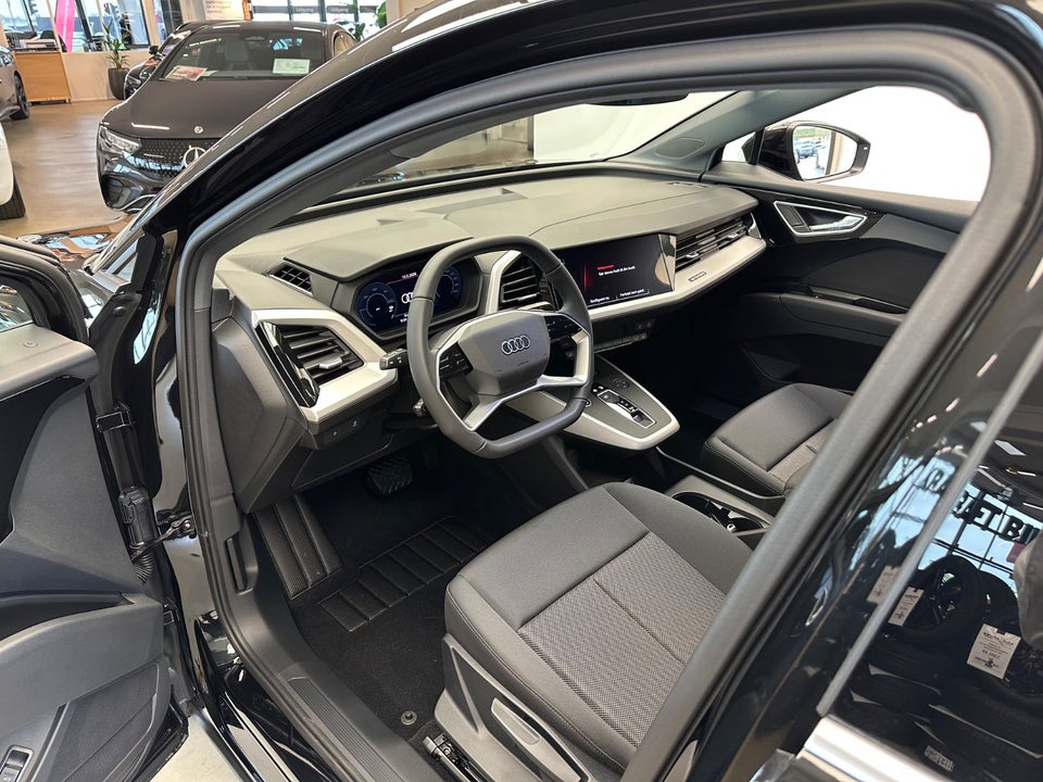 Audi Q4 e-tron 40 5d