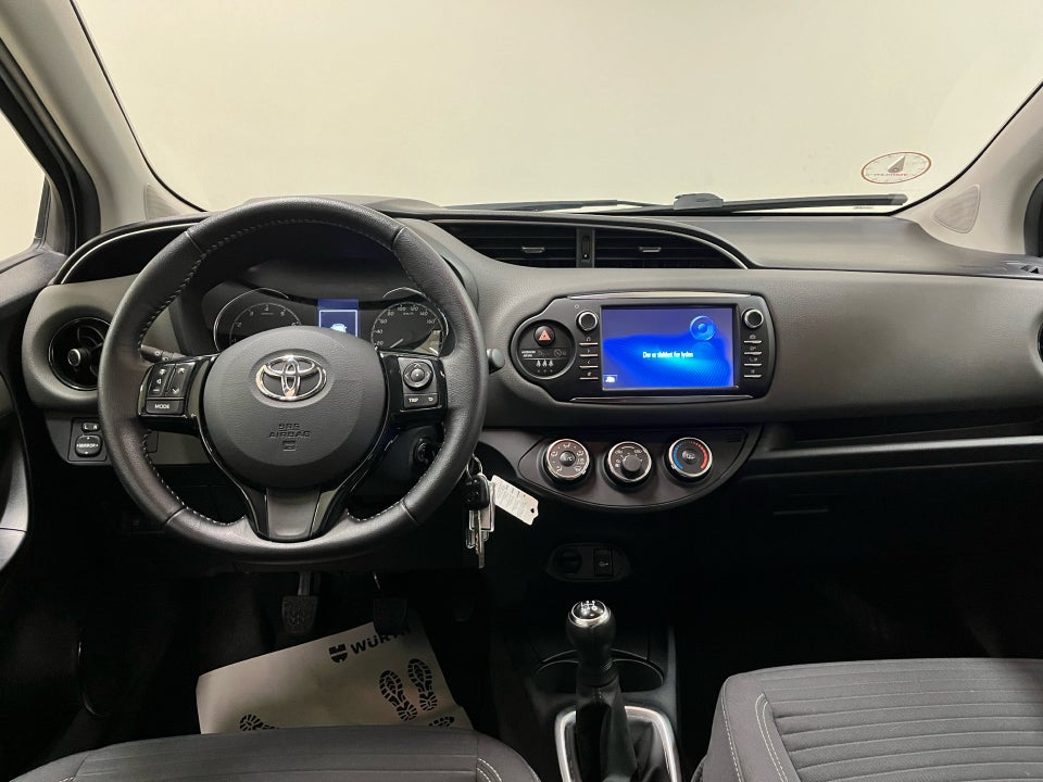 Toyota Yaris 1,0 VVT-i T1 5d