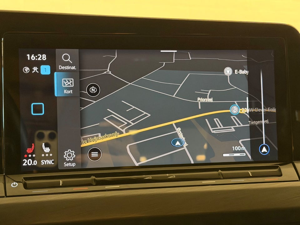 VW Golf VIII 1,5 eTSi 150 1st Edition DSG 5d