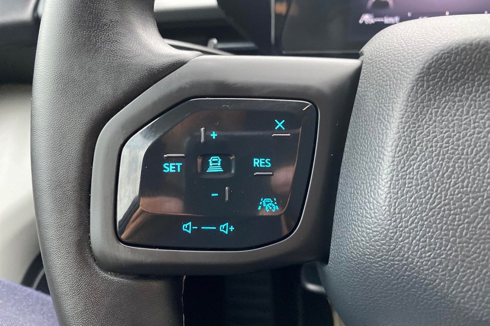Ford Explorer 77 Premium Extended Range 5d