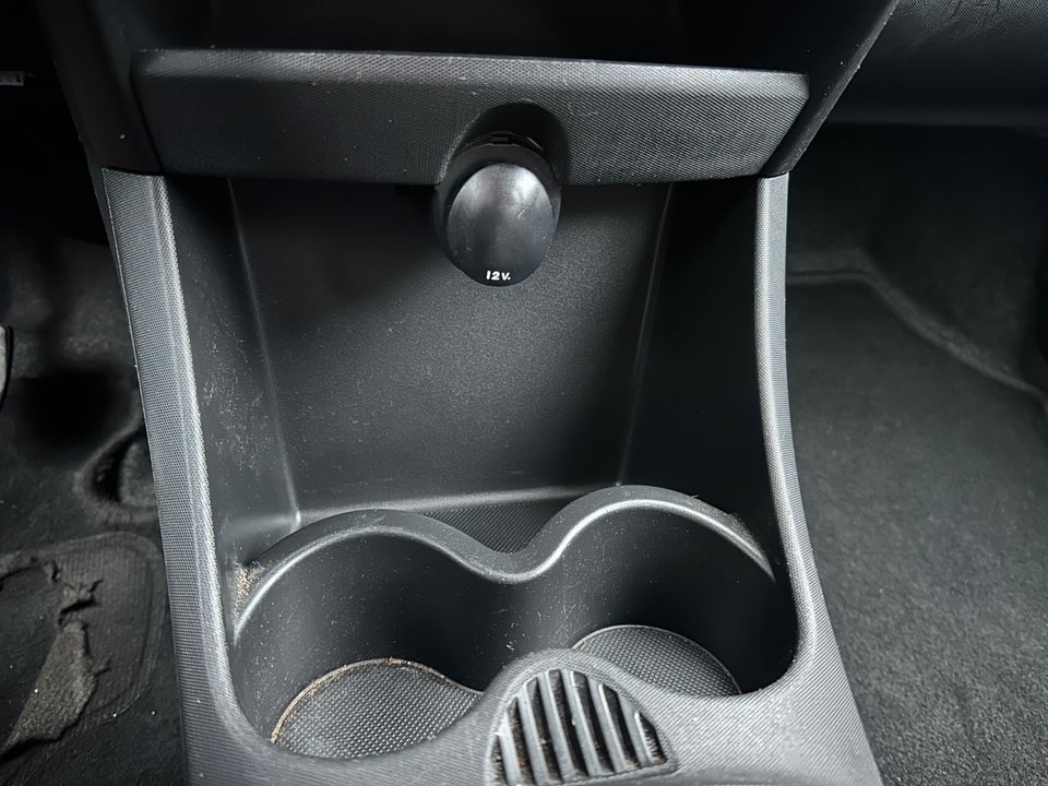 Peugeot 107 1,0 Active 5d