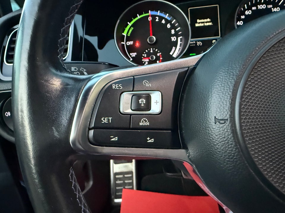 VW Golf VII 1,4 GTE DSG 5d