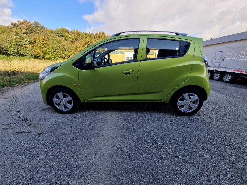 Chevrolet Spark 1,0 LT 5d