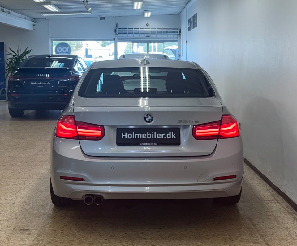 BMW 330e 2,0 aut. 4d