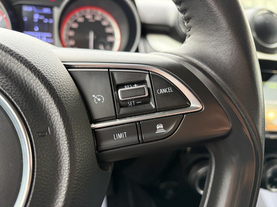 Suzuki Swift 1,2 Dualjet SHVS Exclusive 5d