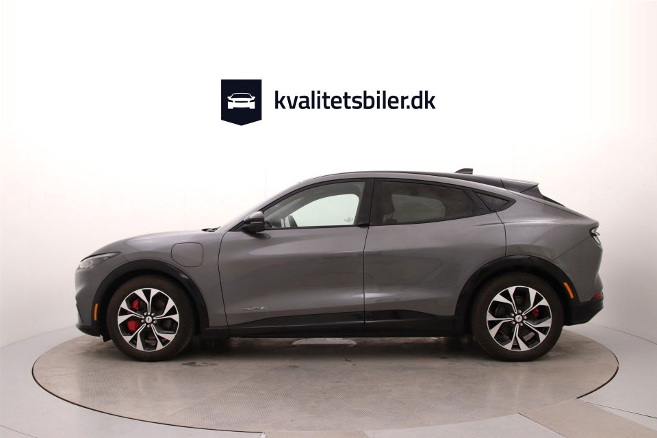 Ford Mustang Mach-E 75 Standard Range AWD 5d