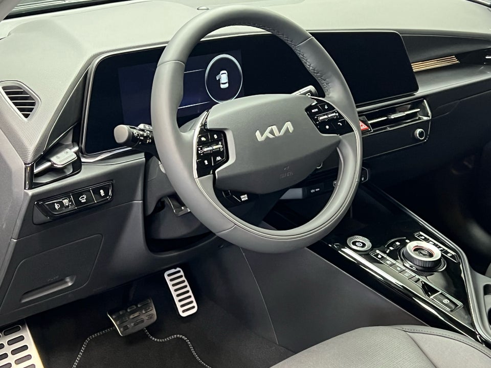 Kia Niro 64 EV Upgrade 5d