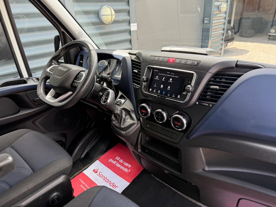 Iveco Daily 3,0 35S18 12m³ Van AG8