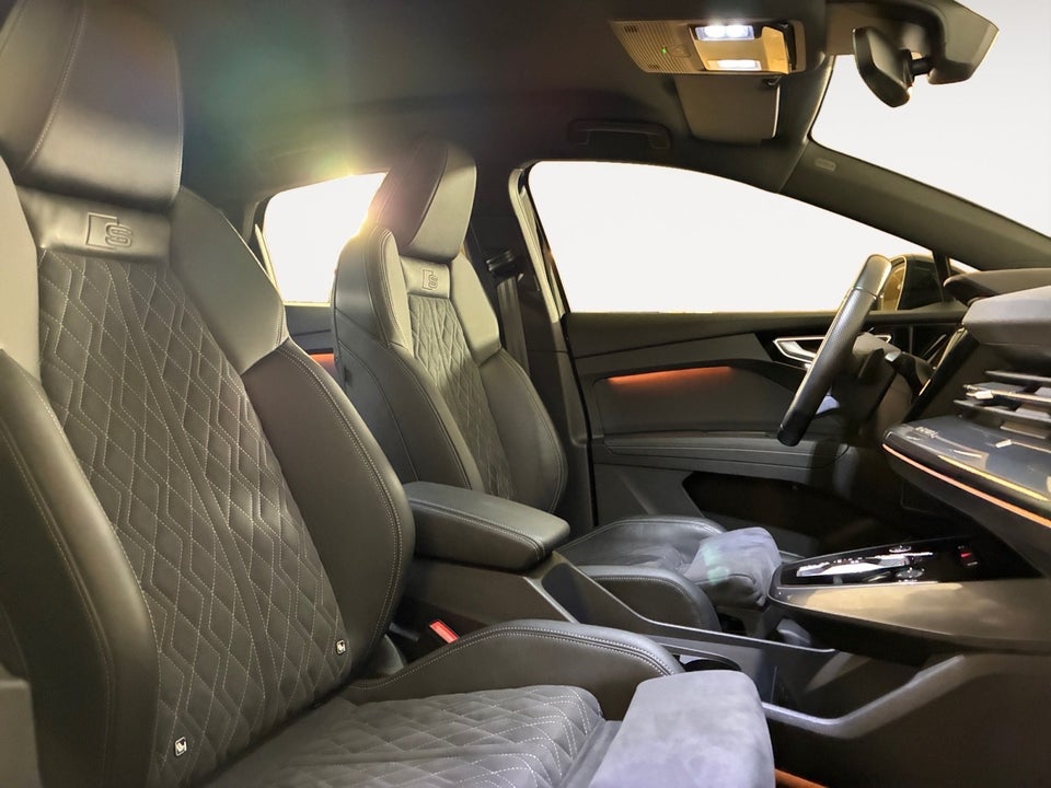 Audi Q4 e-tron 45 S-line Sportback 5d