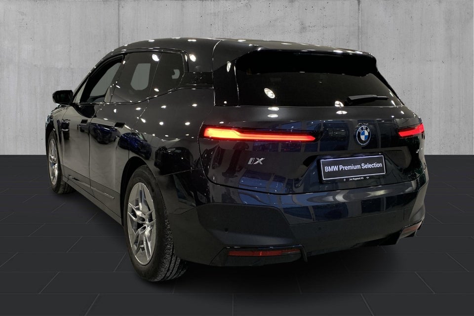 BMW iX xDrive40 Fully Charged 5d