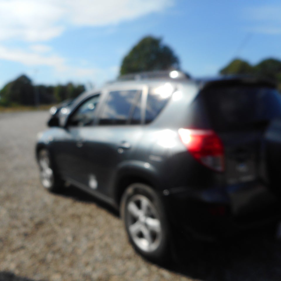 Toyota RAV4 2,2 D-CAT 177 4x4 Van 5d