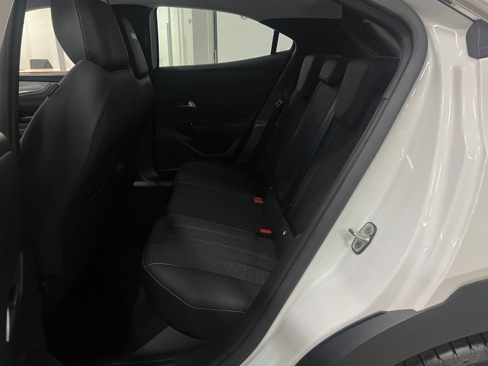 Opel Mokka-e 50 Elegance 5d