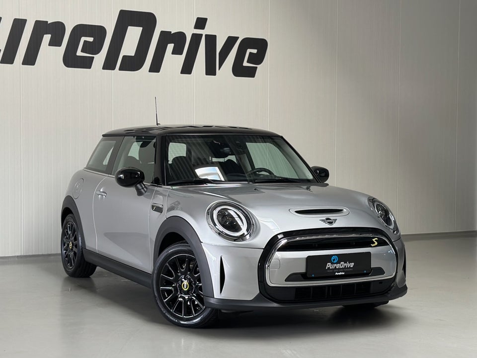 MINI Cooper SE Classic Trim 3d