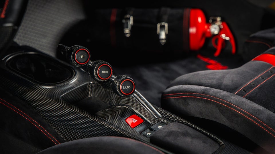 Ferrari 488 Pista 3,9 DCT 2d