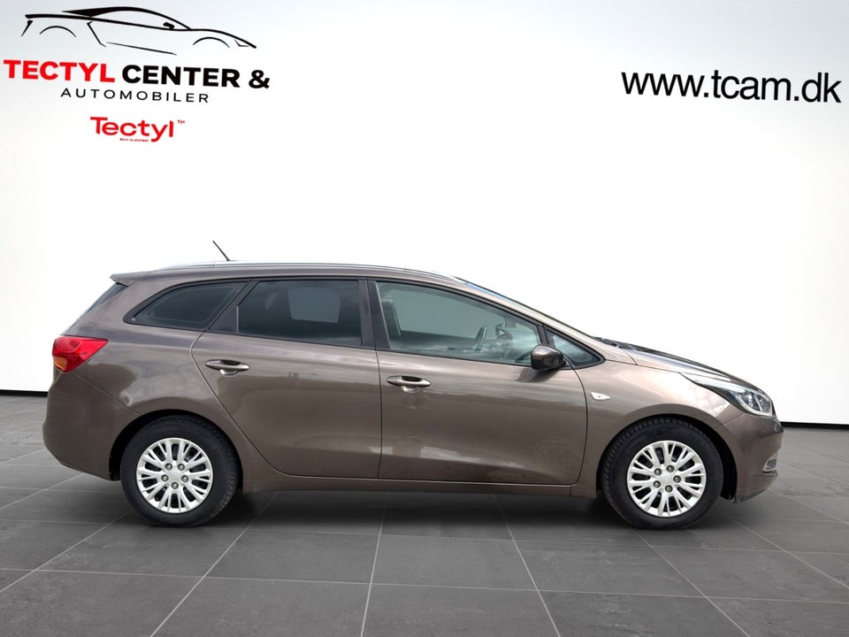 Kia Ceed 1,6 CRDi 128 Limited SW 5d