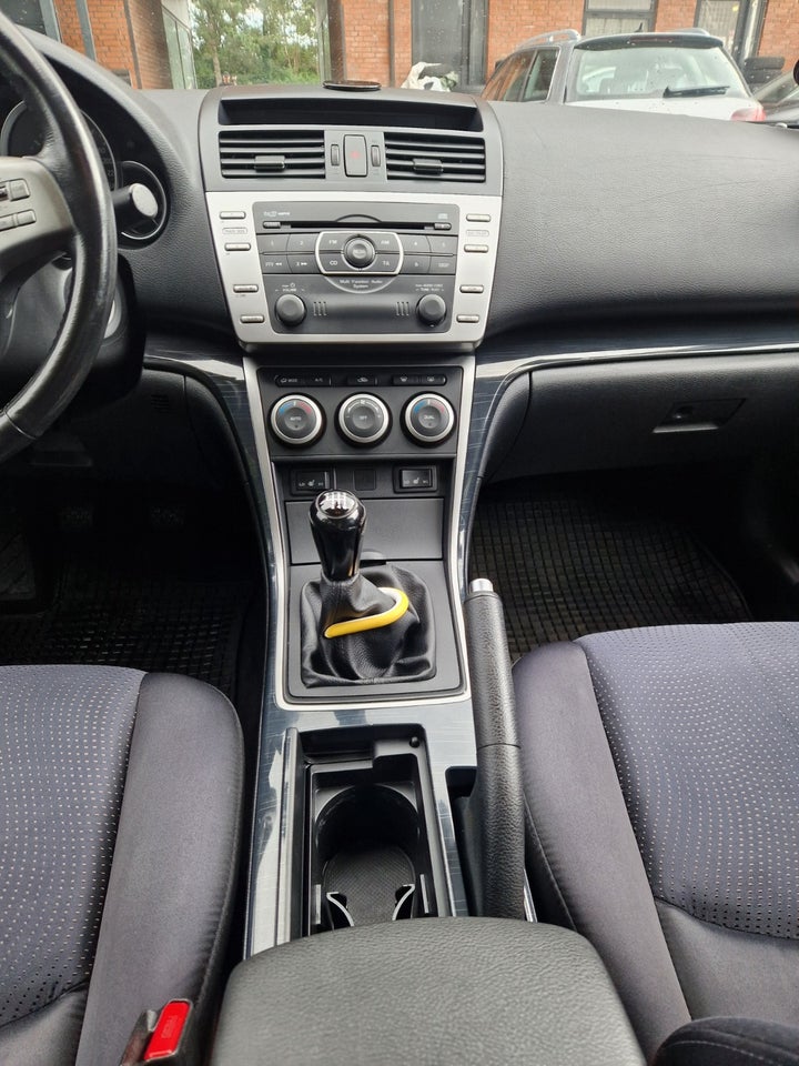 Mazda 6 2,0 Advance 4d