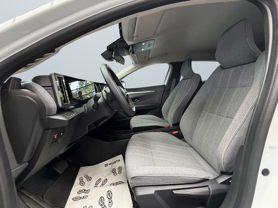 Renault Megane E-Tech 40 Equilibre 5d