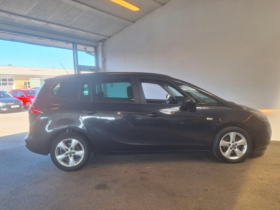 Opel Zafira Tourer 1,4 T 140 Enjoy eco 7prs 5d