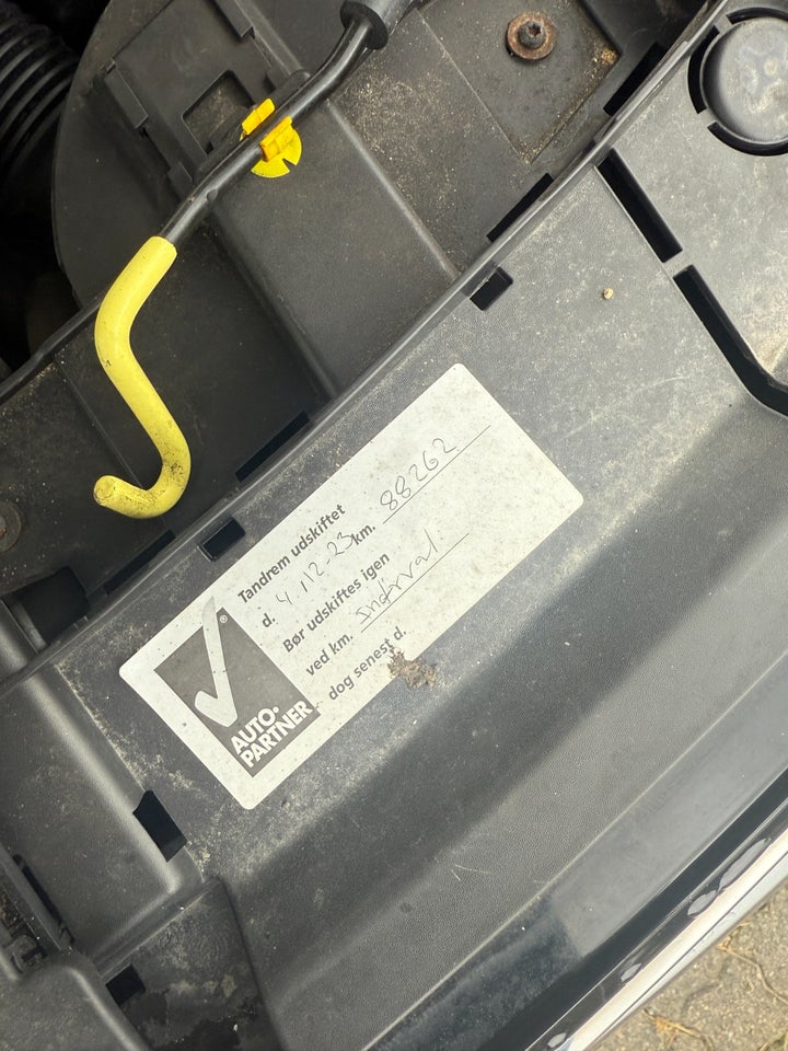 Citroën C4 Cactus 1,2 PureTech 110 SkyLine 5d