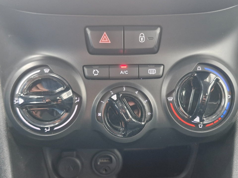 Peugeot 208 1,2 VTi Active 5d