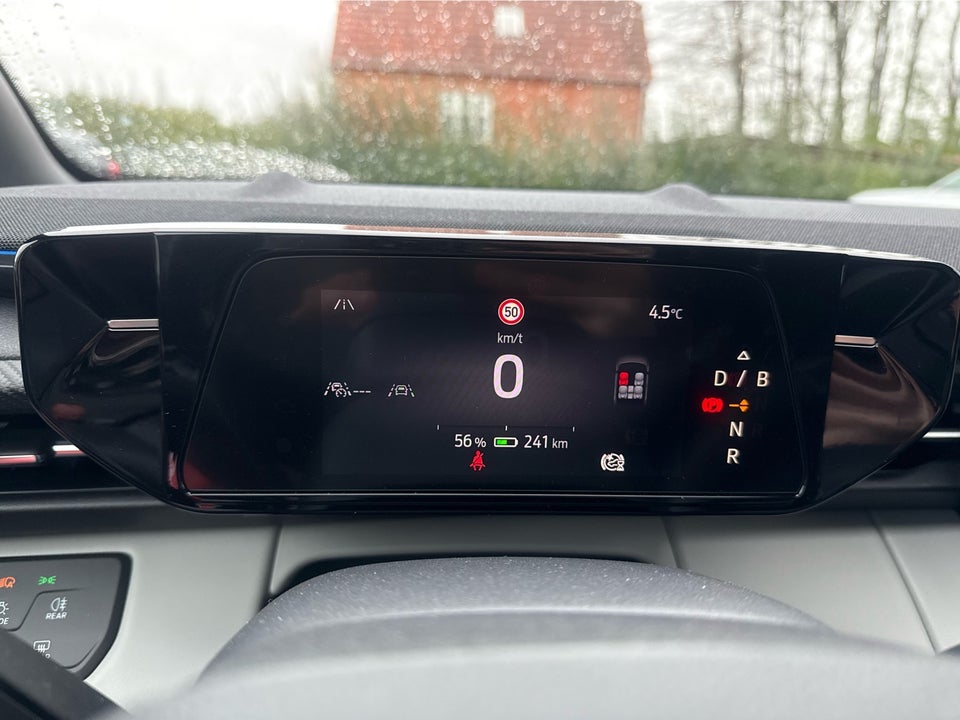 Ford Explorer 82 Premium Extended Range 5d