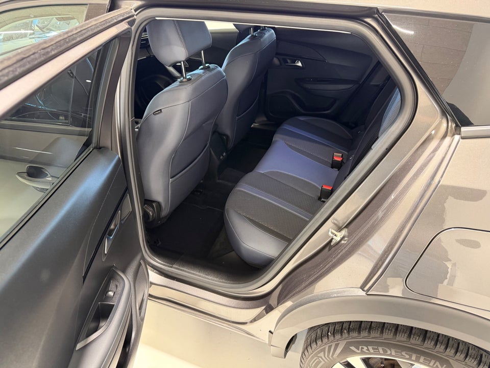 Peugeot 2008 1,2 PureTech 100 Allure Pack 5d