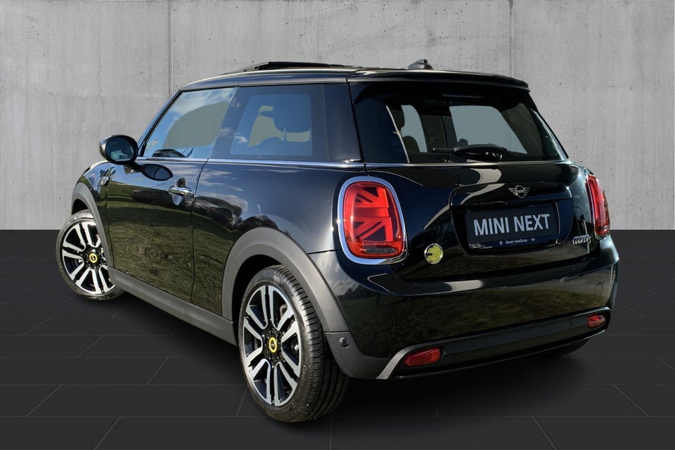 MINI Cooper SE Classic Trim 3d