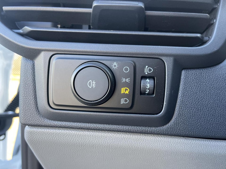 Ford E-Transit Custom 320S 64 Trend