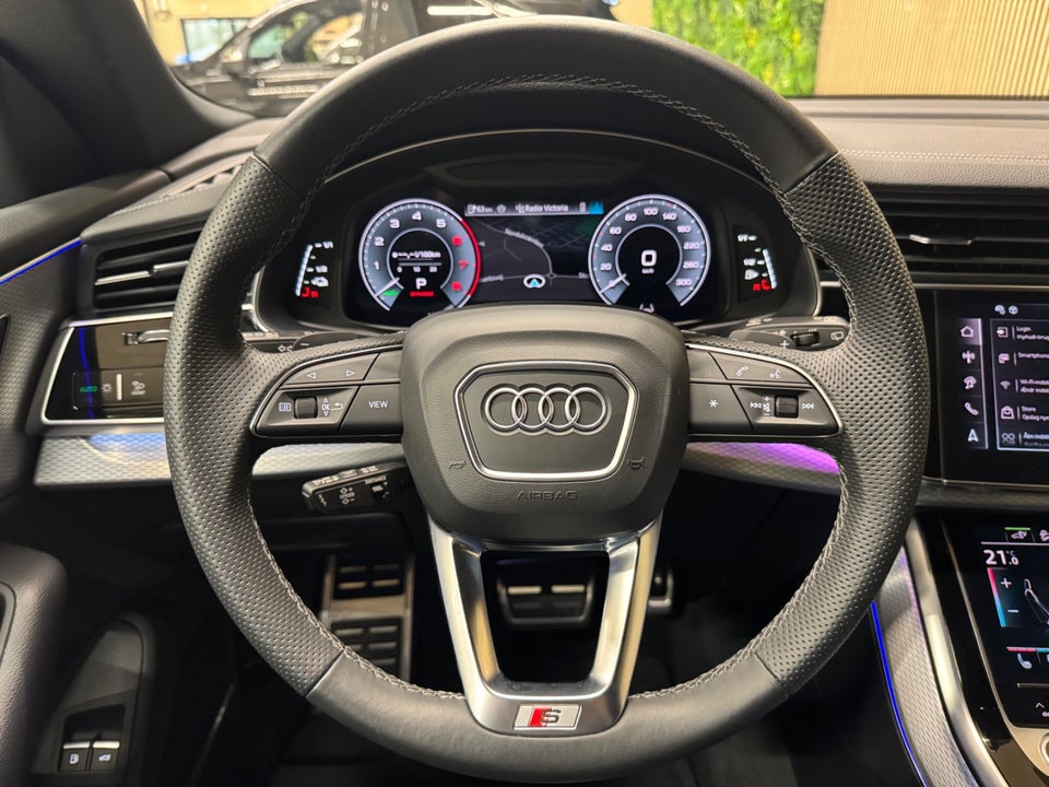 Audi Q8 60 TFSie S-line Edition quattro Tiptr. 5d