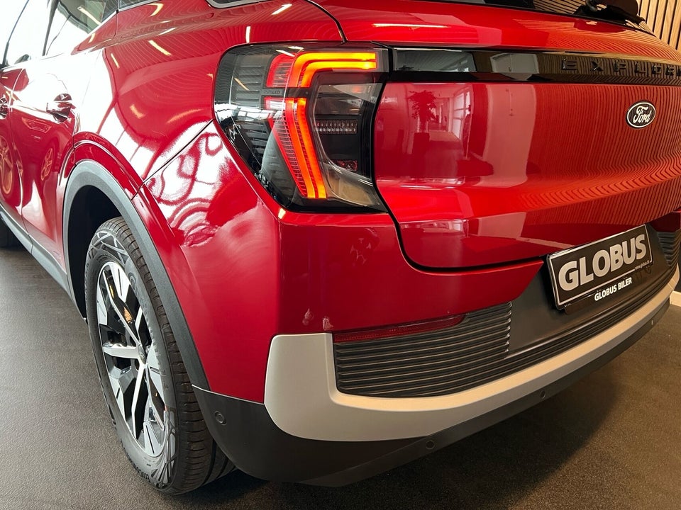 Ford Explorer 77 Select Extended Range 5d