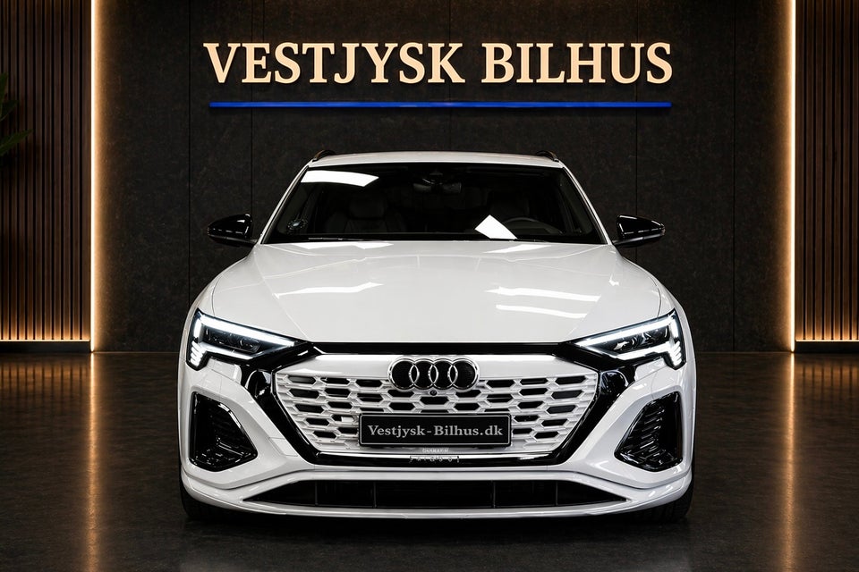 Audi Q8 e-tron 55 S-line Sportback quattro 5d