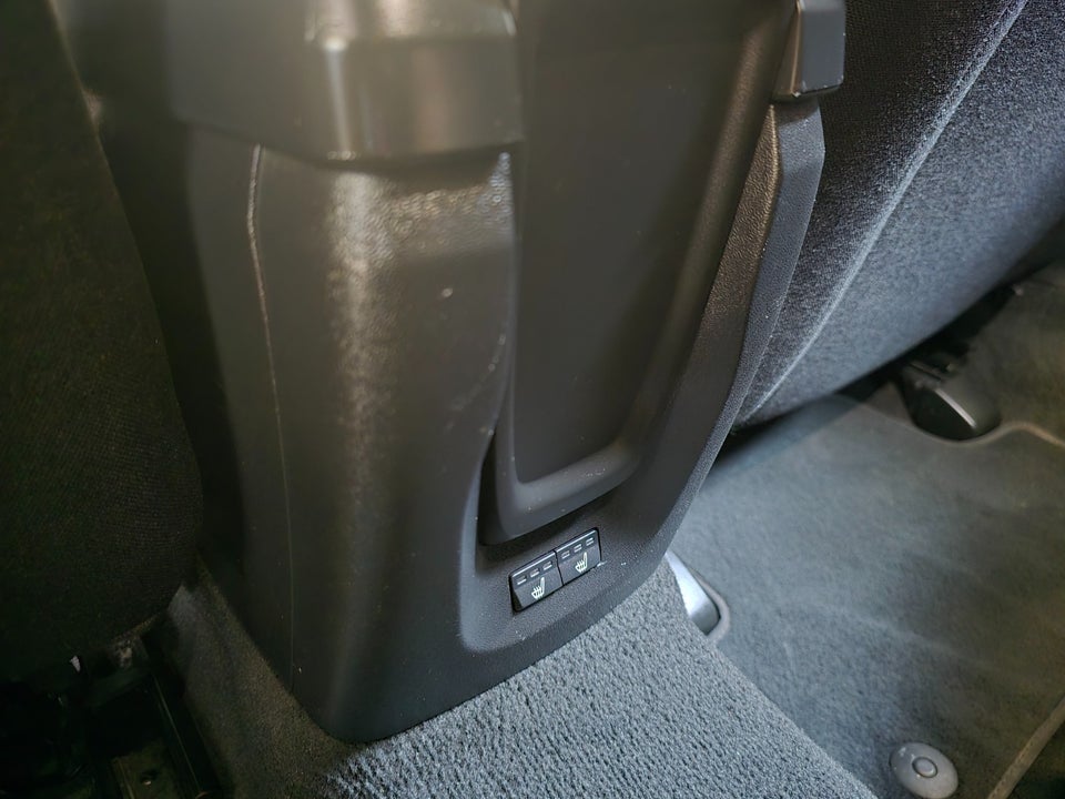 Volvo V40 1,6 D2 115 Kinetic 5d