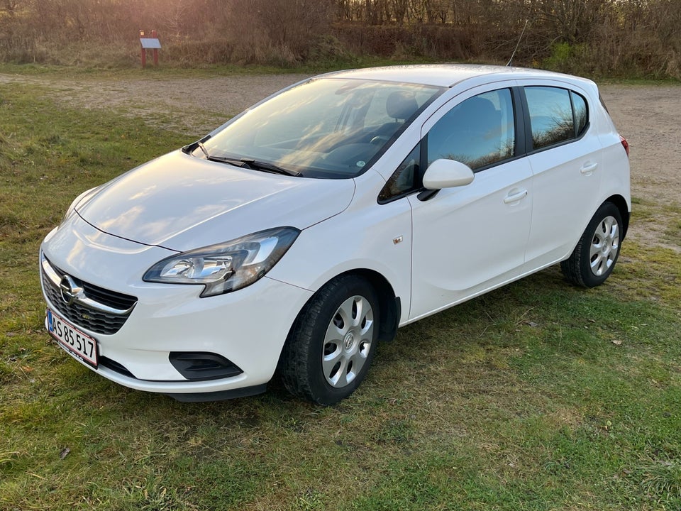 Opel Corsa 1,4 Essentia 5d